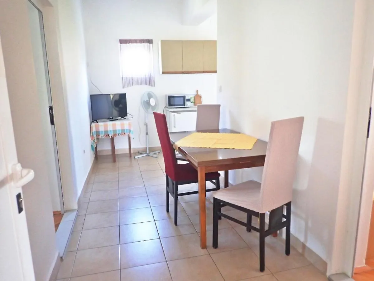 Apartment In Starigrad-Paklenica 6860