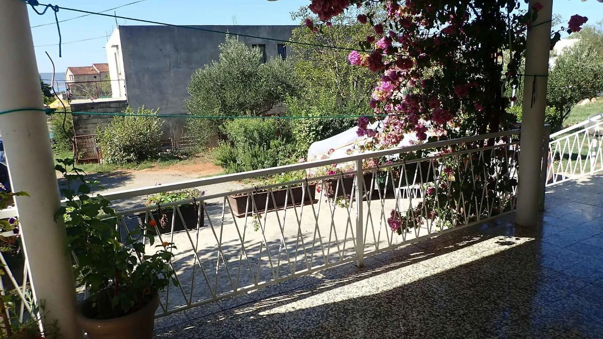 Apartment In Starigrad-Paklenica 6860